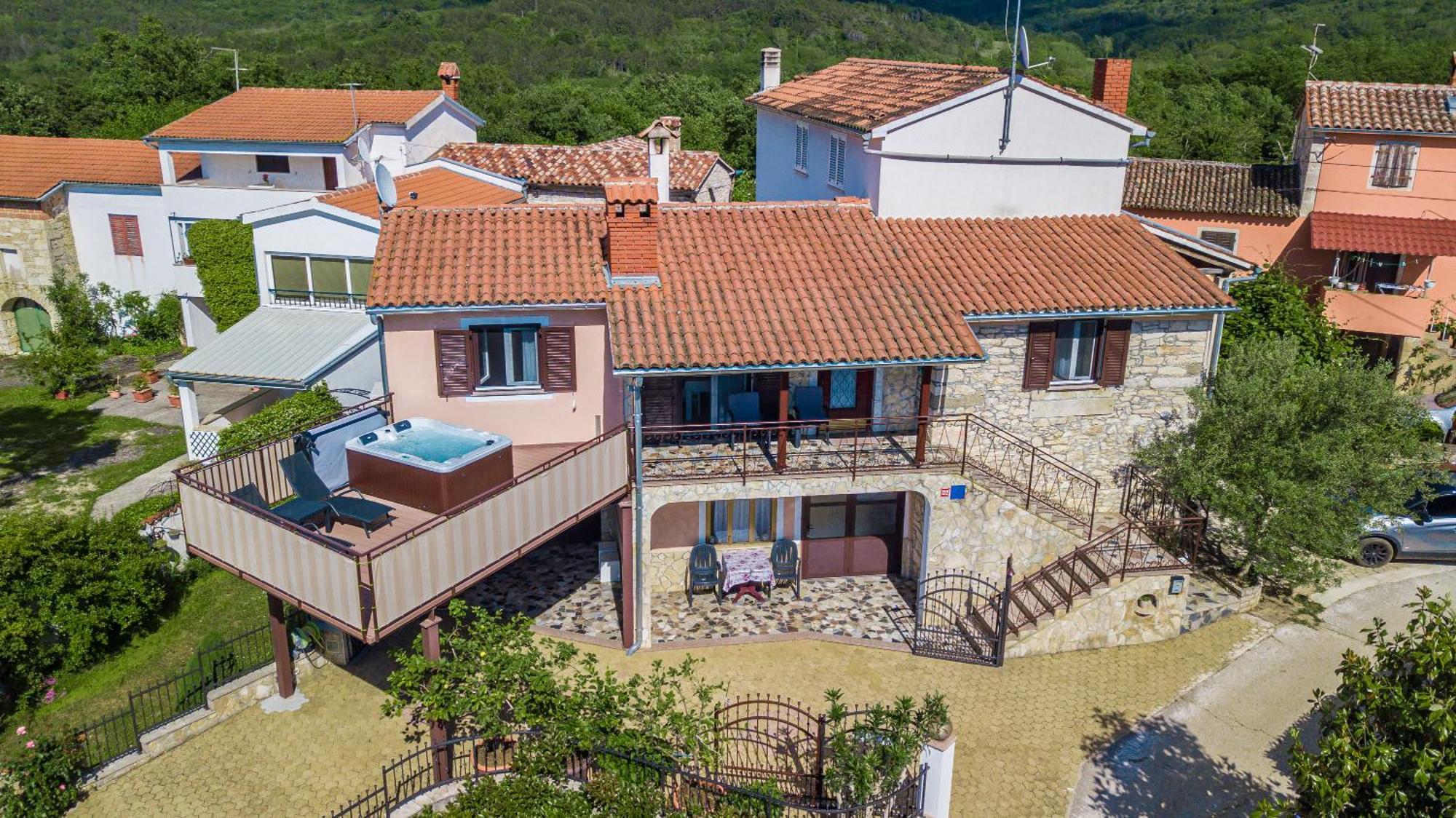 Villa Michelle Karojba المظهر الخارجي الصورة