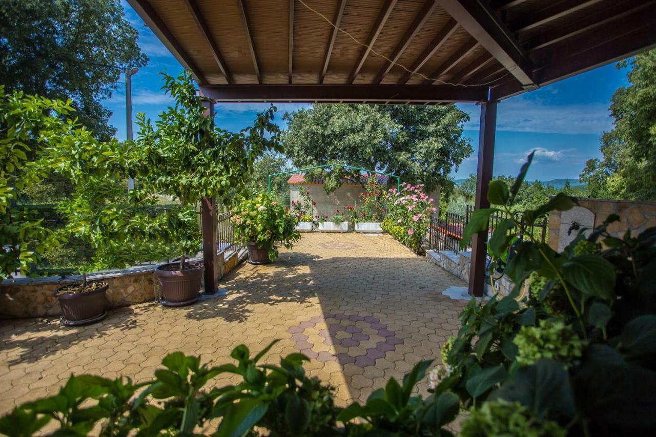 Villa Michelle Karojba المظهر الخارجي الصورة